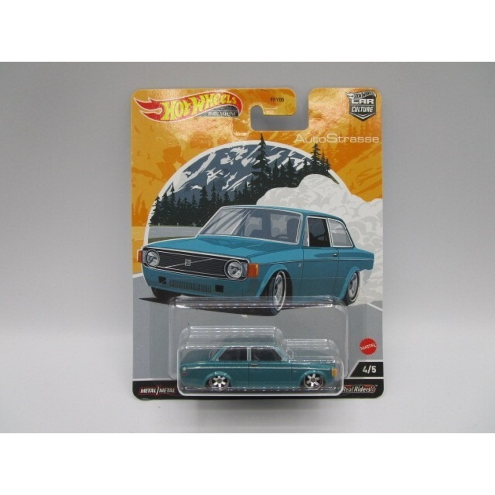 2022 Hot Wheels Premium Car Culture Auto Strasse 73 Volvo 142 GL Diecast Car